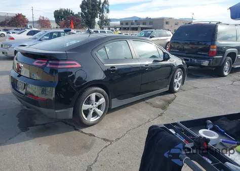 2013 Chevrolet Volt from USA, damaged, VIN 1G1RH6E40DU141348
